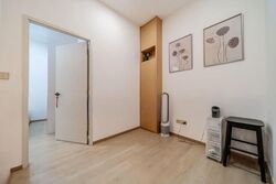 Sixth Avenue (D10), Terrace #568280661